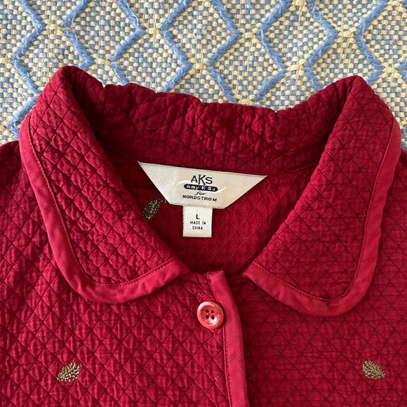 *SOLD* Red Quilted Jacket With Floral & Leaf Embroidery - Picture 5 of 12